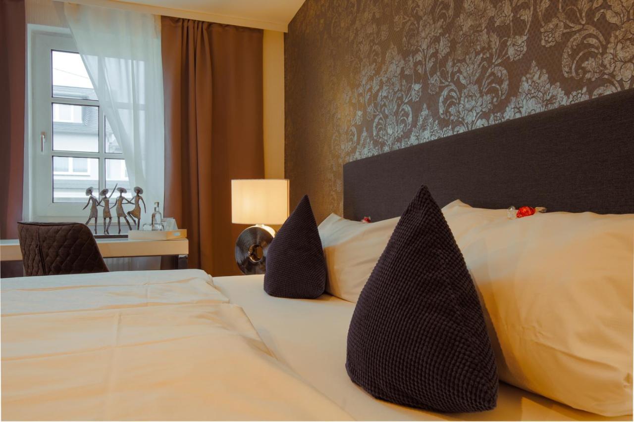 Zum Kronprinzen Hotel