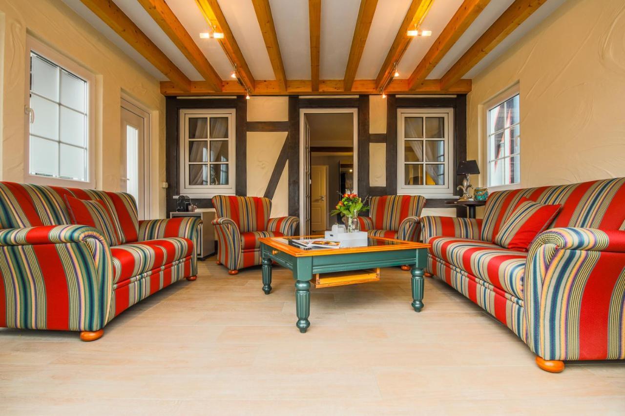 Zum Kronprinzen Hotel 3*